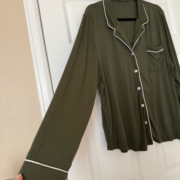 Cozy Earth Pajama Set in Green Size XL - Picture 4 of 16